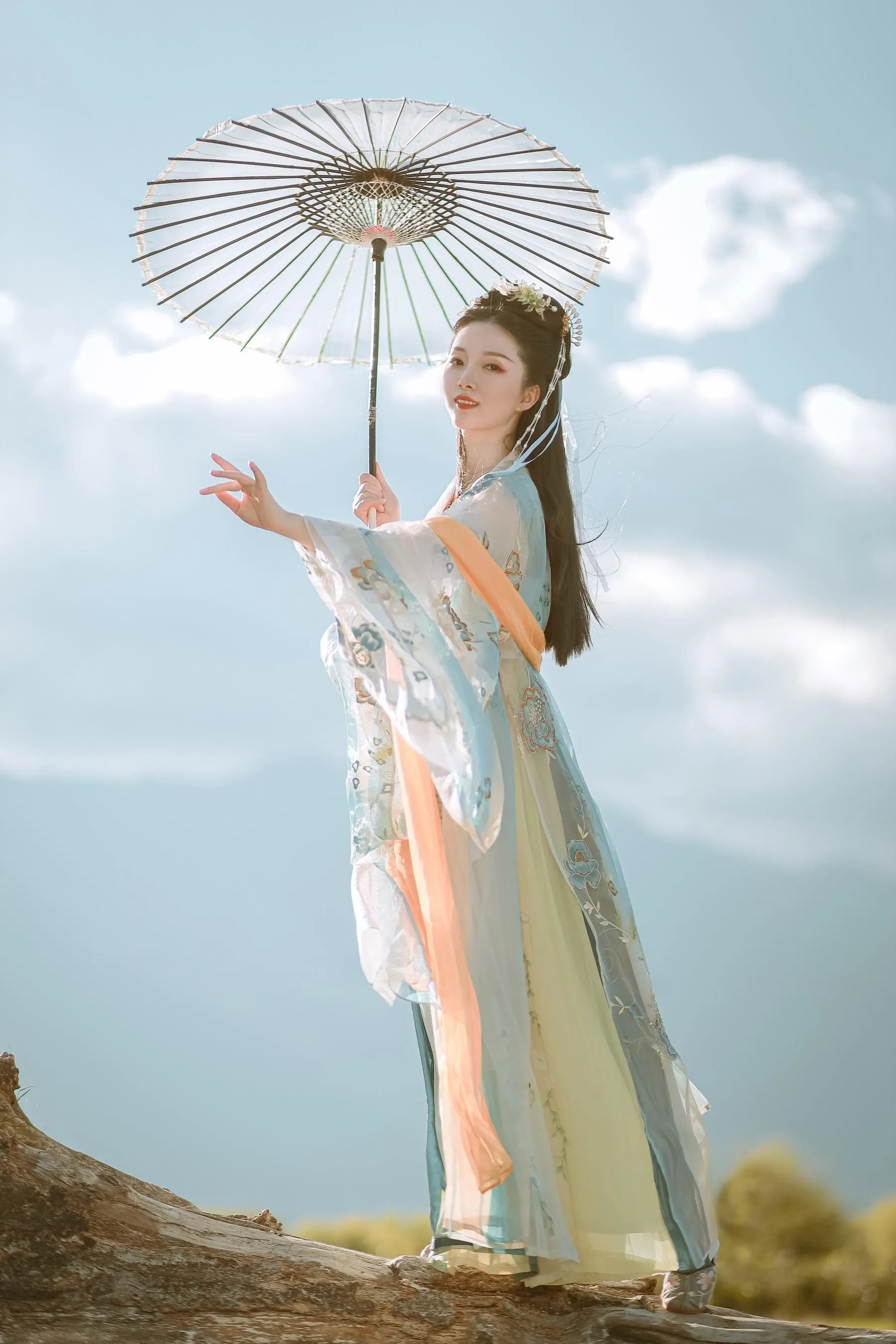 [YITUYU艺图语]2022.02.05 玉肌伴轻风 阿兰 [24P]插图2